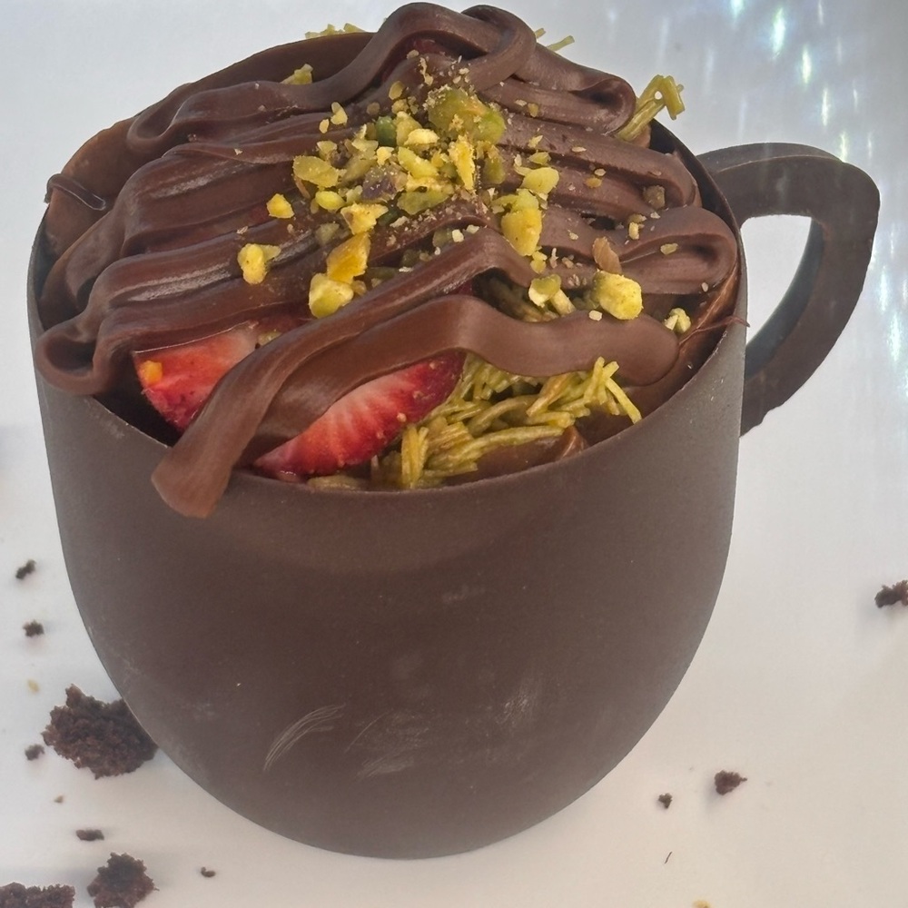 Live 315pm EST show pop ups  stay active chat stay green to get in tray